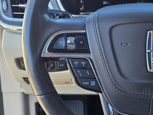 Certified 2019 Lincoln Continental Reserve image 26