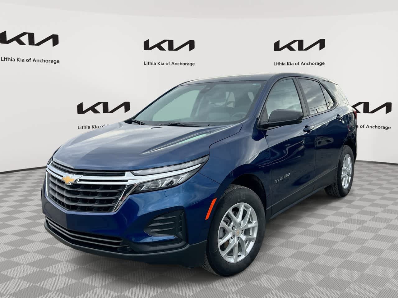 Used 2022 Chevrolet Equinox LS w/ LS Convenience Package