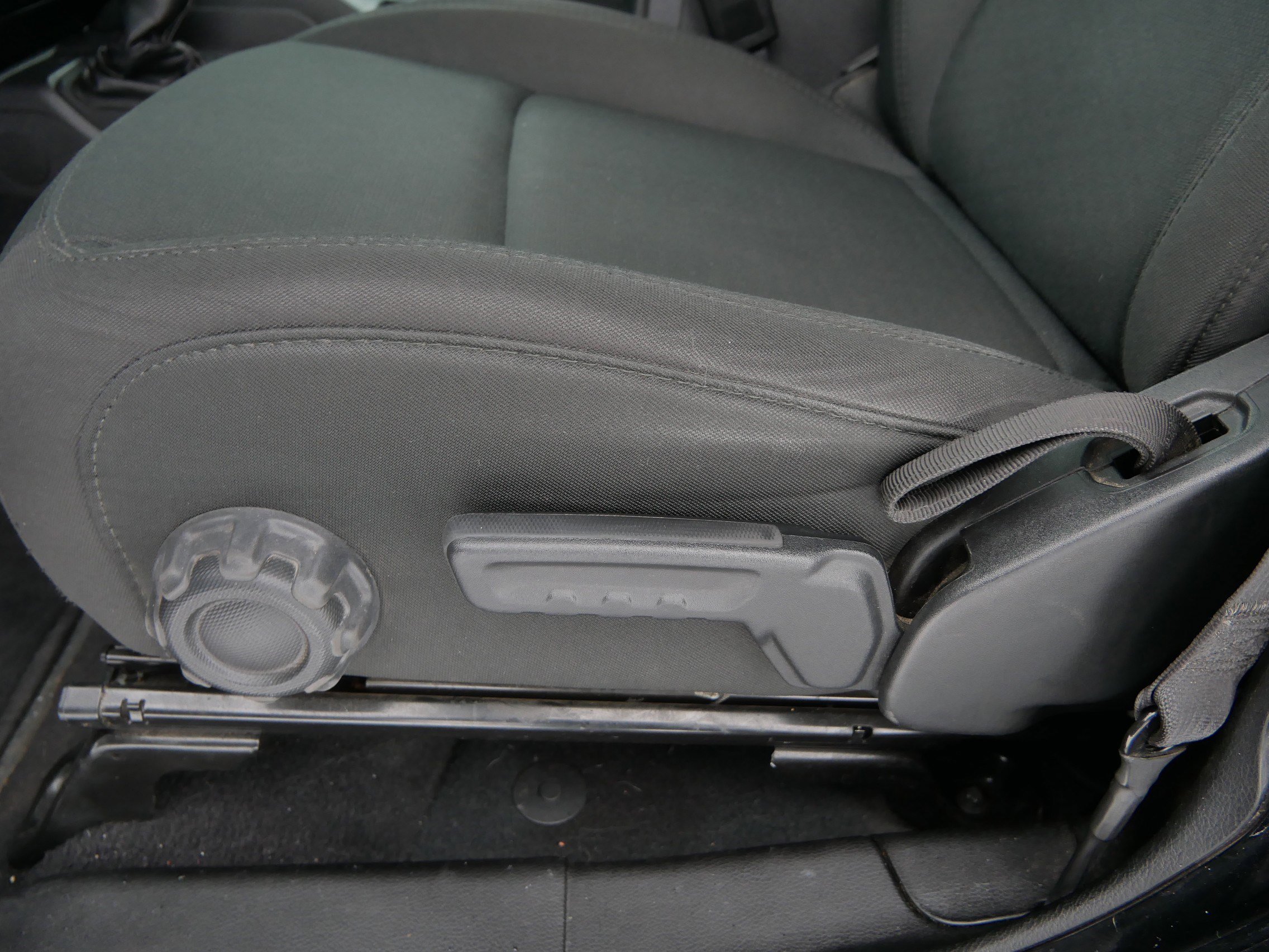 Used 2022 Jeep Gladiator Overland w/ Cold Weather Group image 22