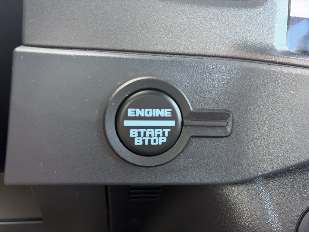 Certified 2025 Ford Bronco 4-Door AWD/4WD image 29