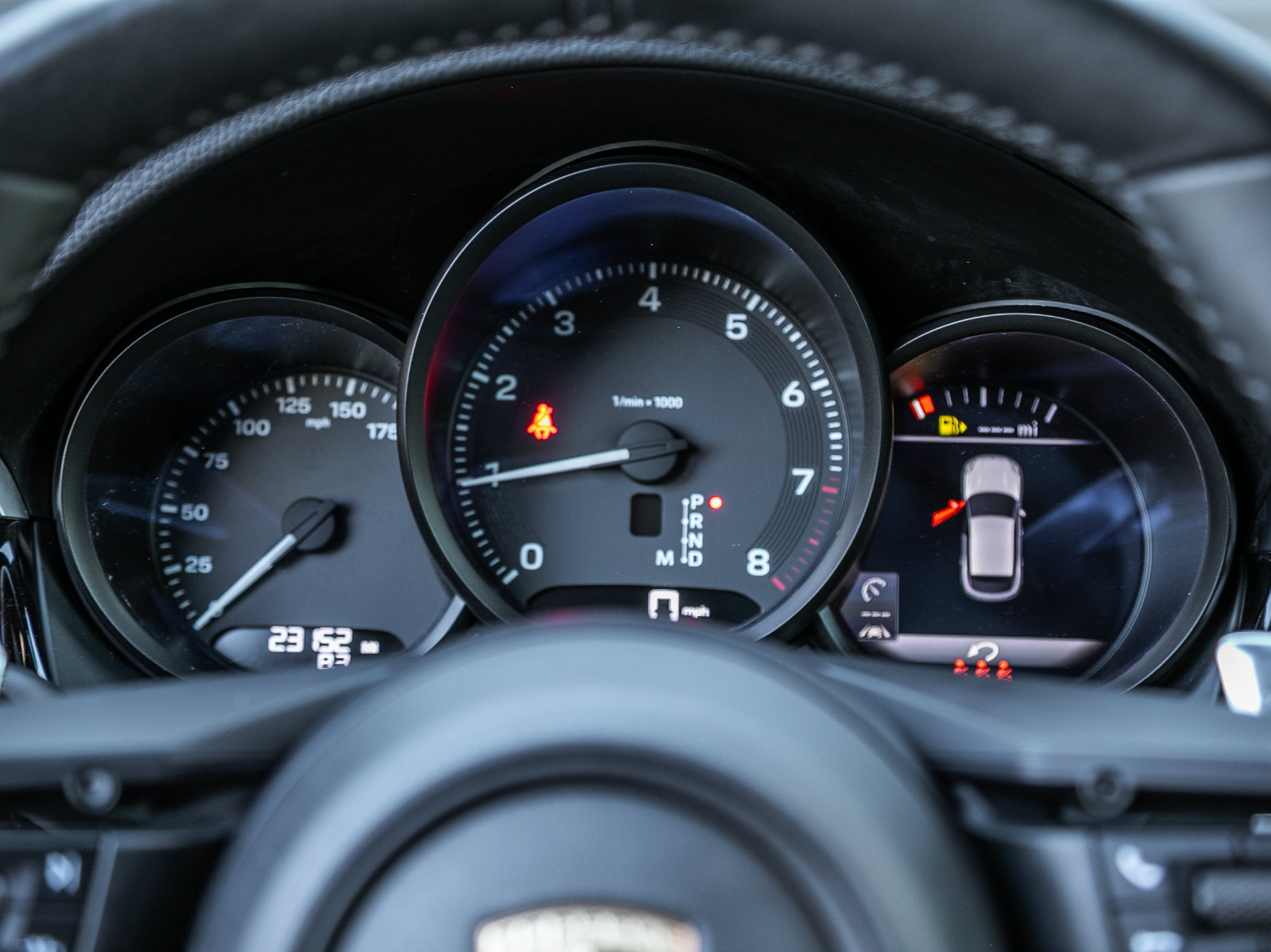 Certified 2023 Porsche Macan AWD/4WD image 20