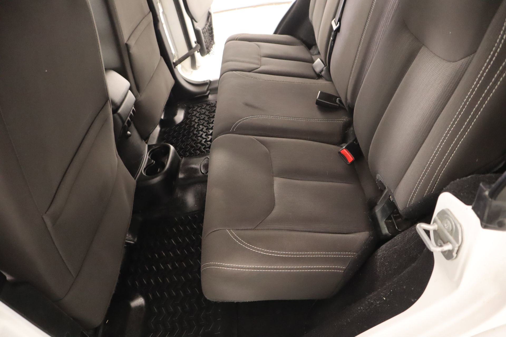 Used 2017 Jeep Wrangler Unlimited Sahara image 11