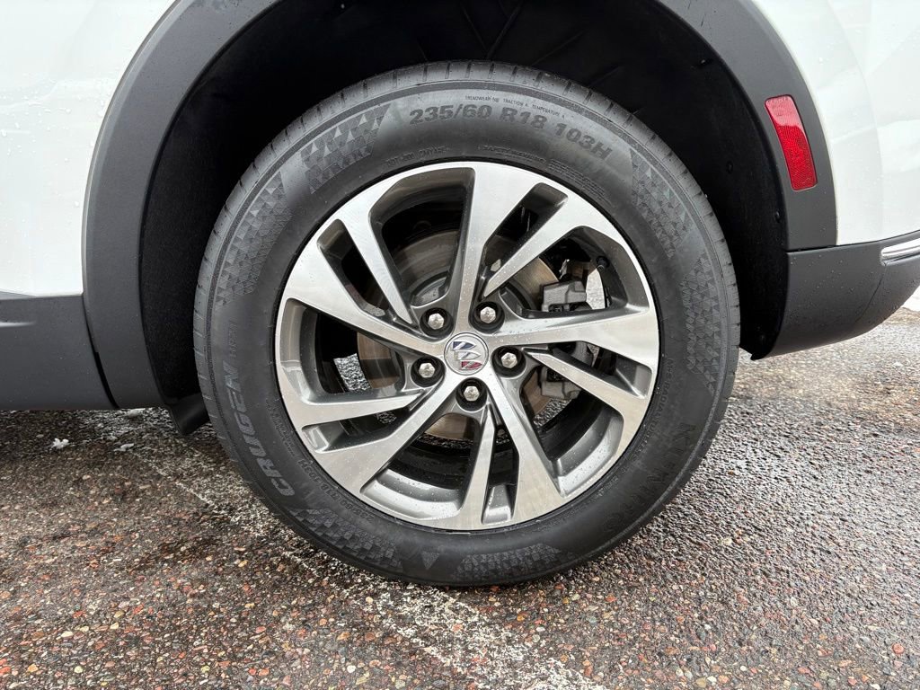 Used 2023 Buick Envision Essence image 10