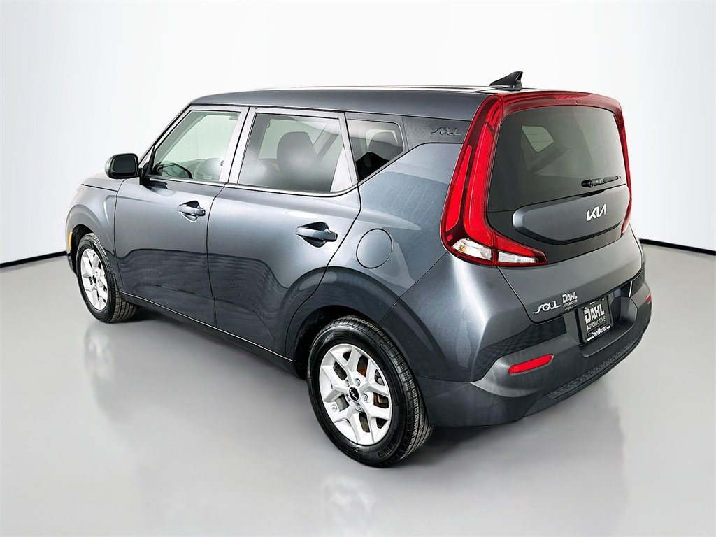 Used 2022 Kia Soul LX w/ Technology Package image 5