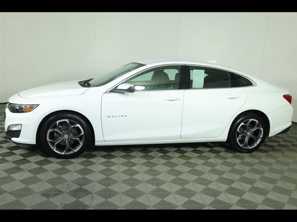 Used 2024 Chevrolet Malibu LT FWD image 13