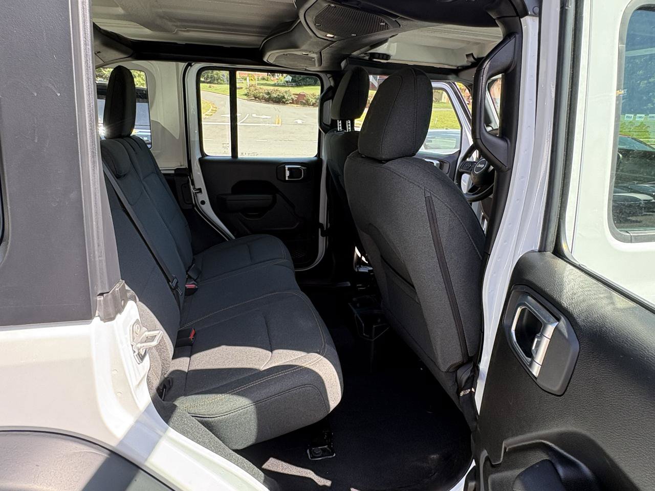 Used 2026 Jeep Wrangler Unlimited Sport AWD/4WD image 10
