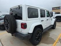 Used 2023 Jeep Wrangler Unlimited Sahara w/ Cold Weather Group AWD/4WD image 14