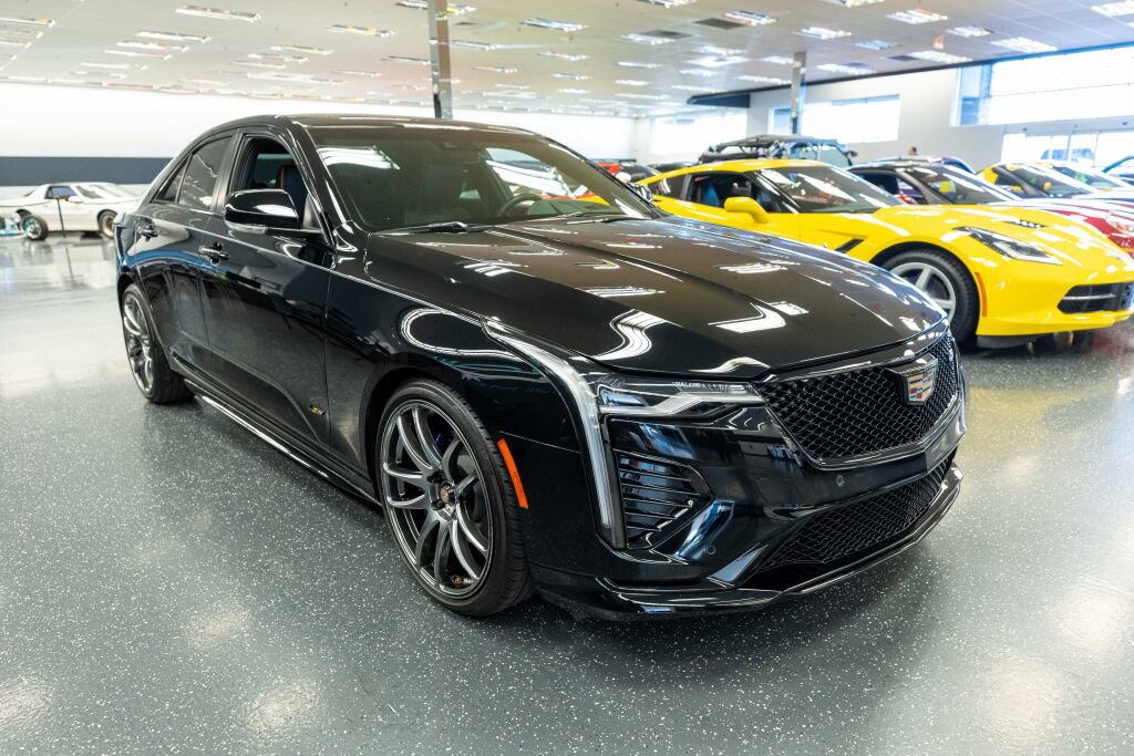 Used 2023 Cadillac CT4 V w/ Navigation Package RWD image 3