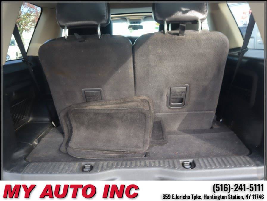 Used 2010 Ford Explorer XLT AWD/4WD image 30