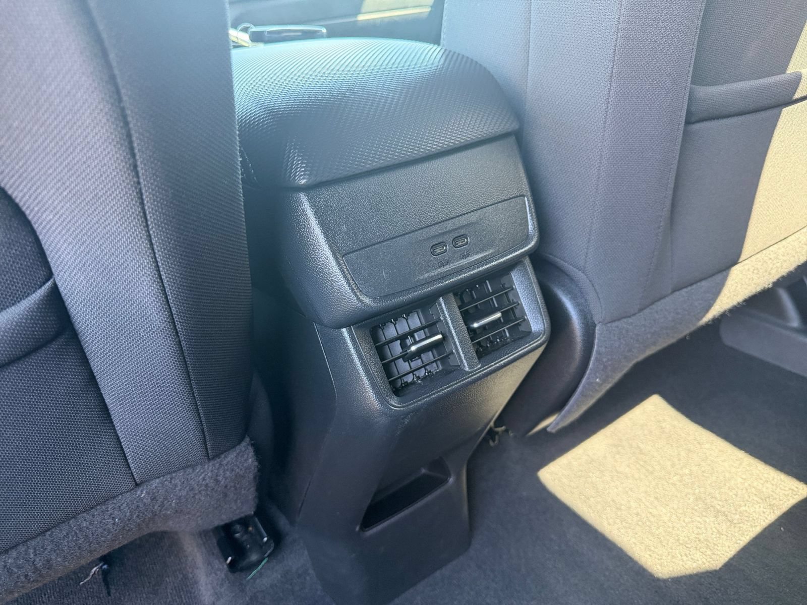 Used 2025 Chevrolet Equinox LT FWD image 23