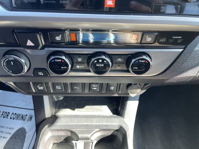 Used 2017 Toyota Tacoma Limited w/ Tow Package AWD/4WD image 19