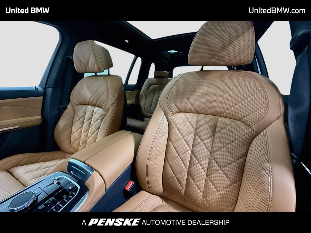 New 2027 BMW X7 xDrive40i w/ M Sport Package AWD/4WD image 12