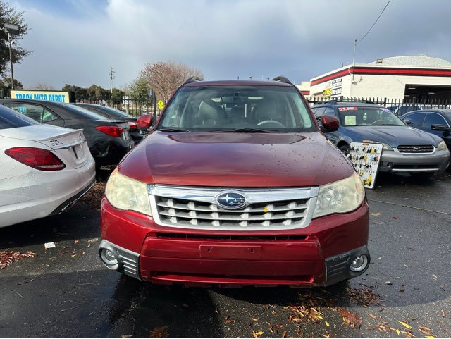 Used 2011 Subaru Forester 2.5X Limited image 2