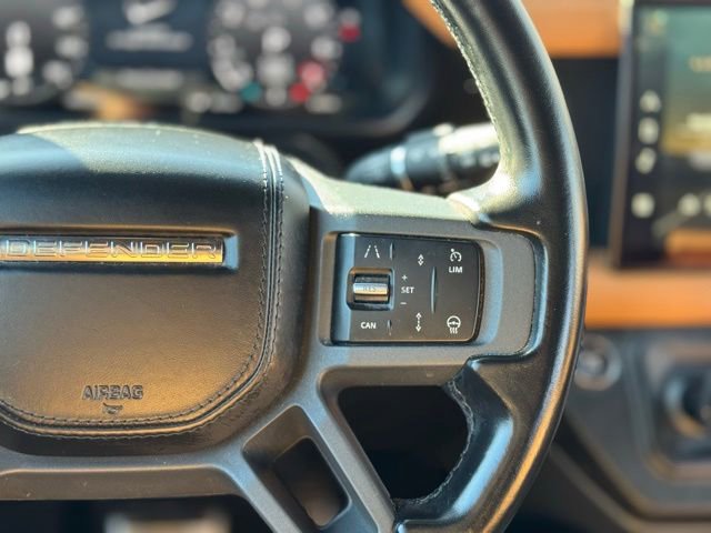 Used 2023 Land Rover Defender 130 X image 27