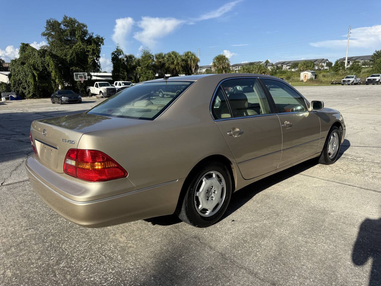 Used 2002 Lexus LS 430 RWD image 5