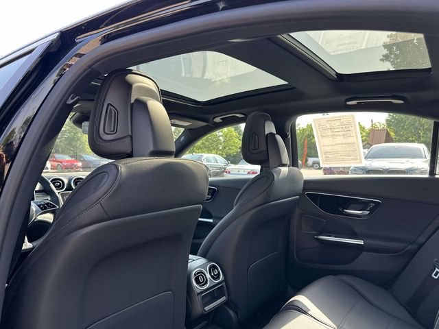 Used 2024 Mercedes-Benz C 300 4MATIC Sedan image 22