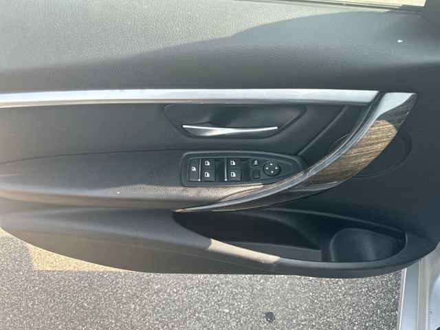 Used 2016 BMW 328i xDrive Sedan AWD/4WD image 15