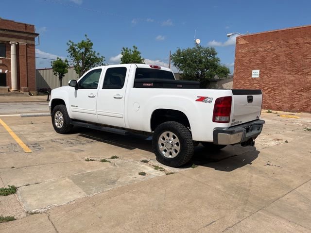 Used 2013 GMC Sierra 2500 SLT w/ Entertainment Package AWD/4WD image 3