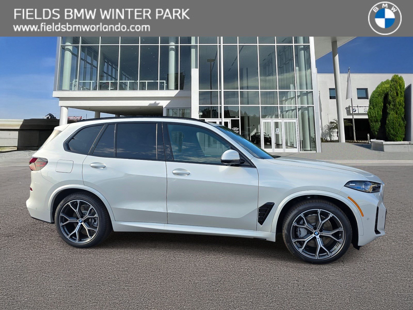 New 2026 BMW X5 xDrive50e w/ M Sport Package