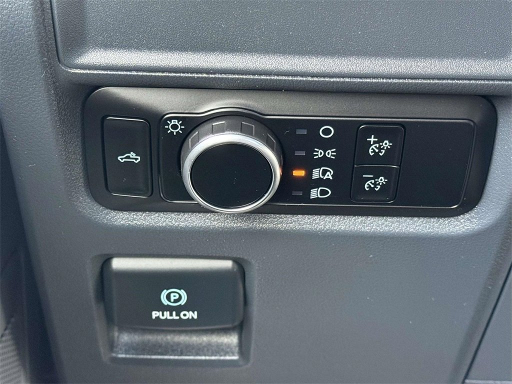 Used 2024 Ford F150 XL image 24