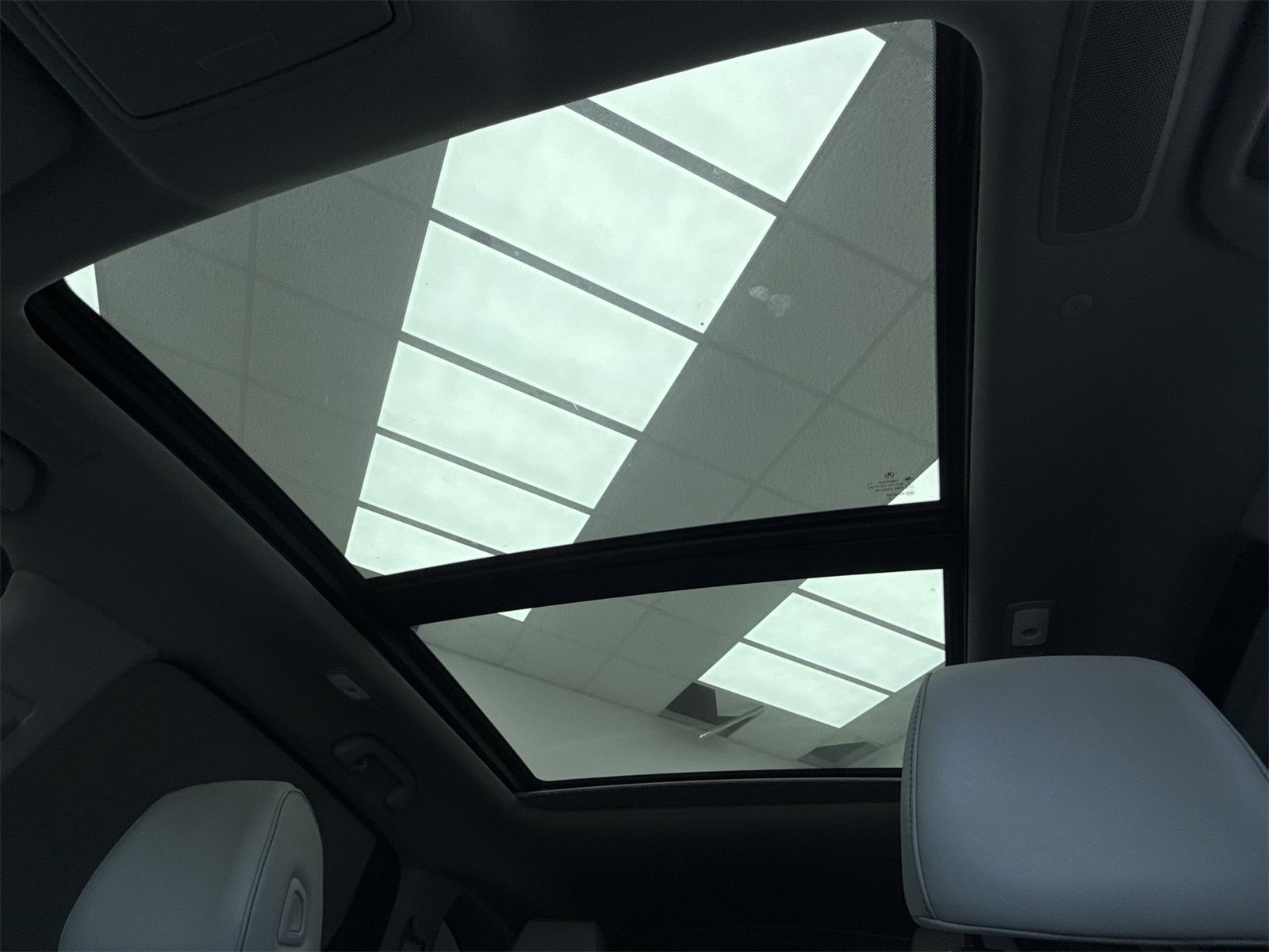 Used 2020 Acura RDX w/ Technology Package image 37