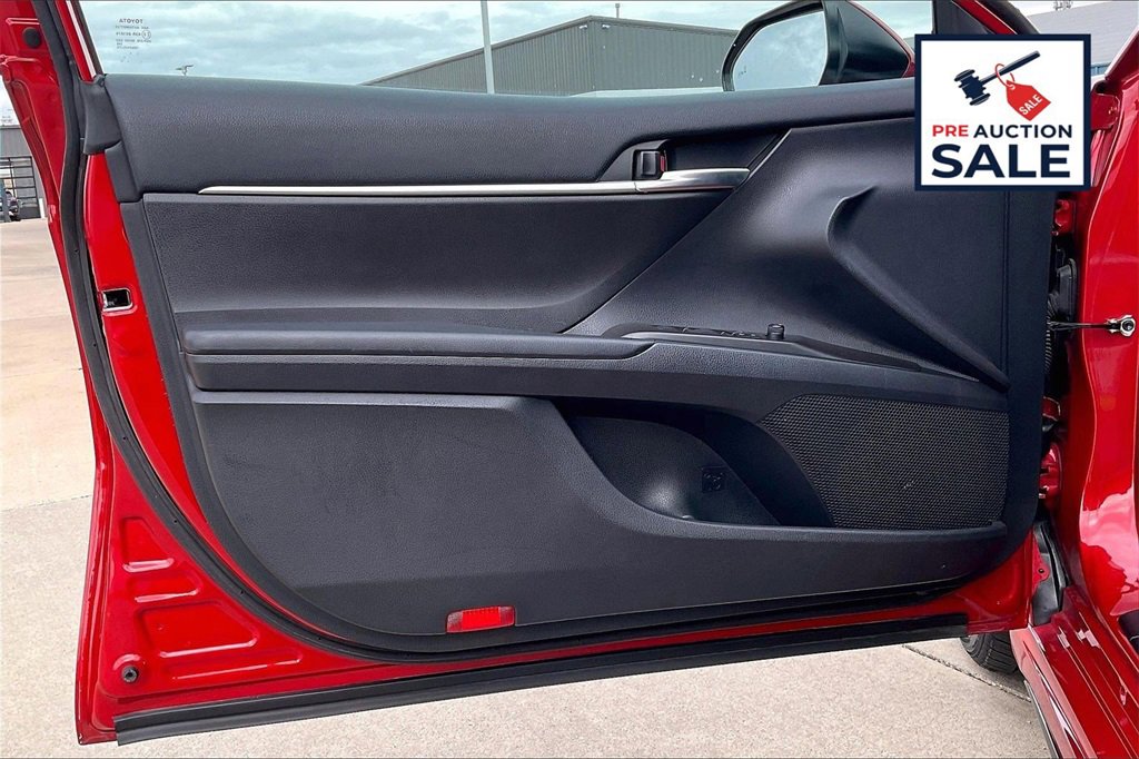 Used 2023 Toyota Camry SE image 22