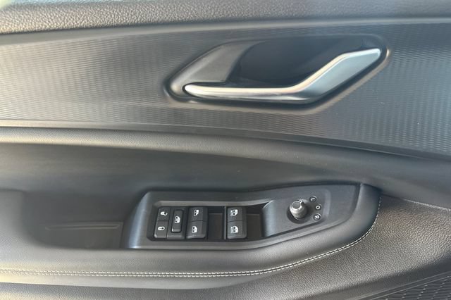 Certified 2023 Jeep Grand Cherokee L Laredo RWD image 14