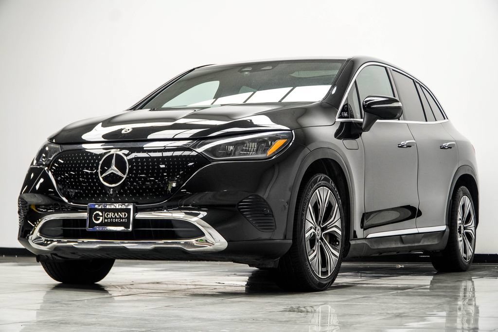 Used 2023 Mercedes-Benz EQE 350+ SUV w/ Exclusive Trim Package image 9