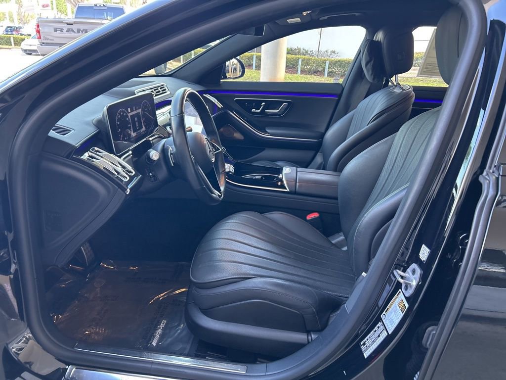 Used 2023 Mercedes-Benz S 500 4MATIC w/ AMG Line image 5
