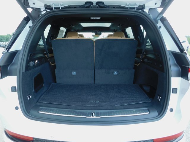 New 2025 Jeep Grand Cherokee L Summit image 12