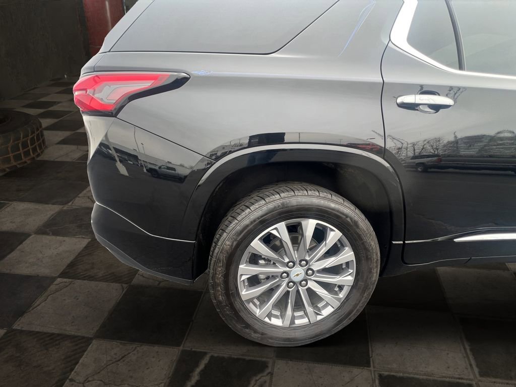 Certified 2023 Chevrolet Traverse Premier image 12