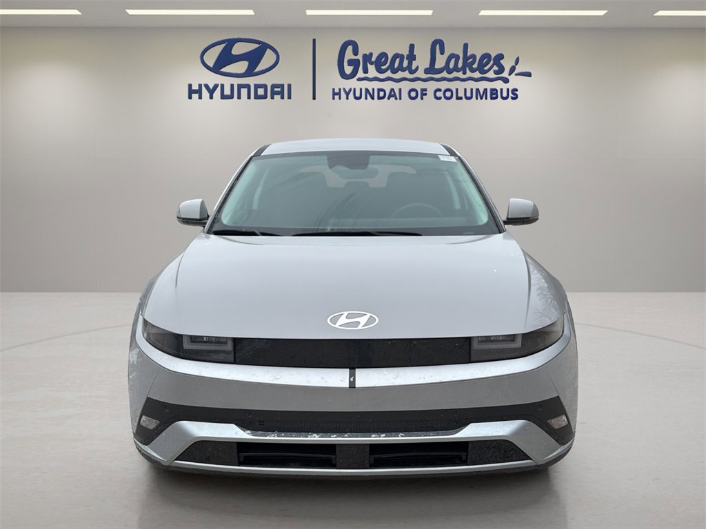 Certified 2025 Hyundai Ioniq 5 SE image 8