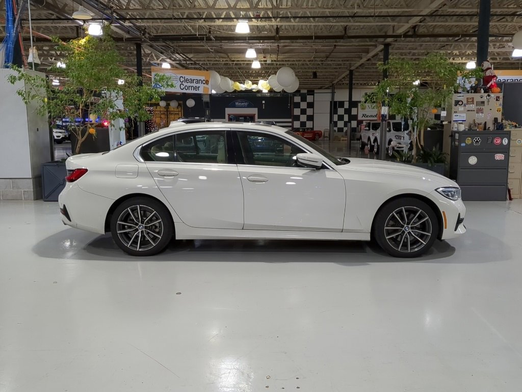 Used 2020 BMW 330i xDrive Sedan w/ Premium Package image 6