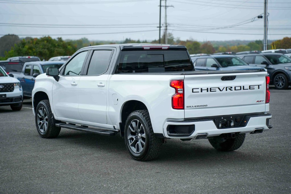 Used 2024 Chevrolet Silverado 1500 RST AWD/4WD image 7