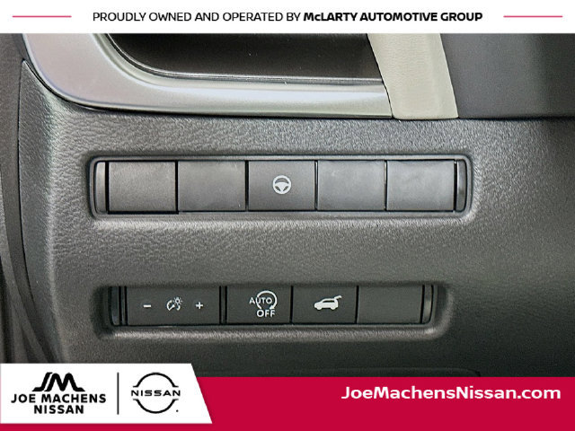 New 2026 Nissan Rogue Dark Armor AWD/4WD image 18