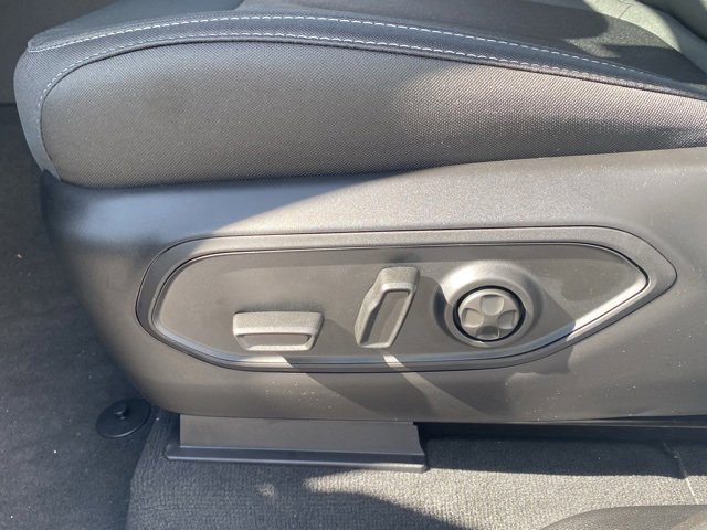 New 2025 Jeep Grand Cherokee 4WD image 16