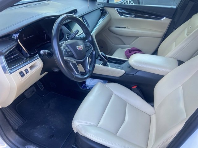 Used 2017 Cadillac XT5 FWD image 10