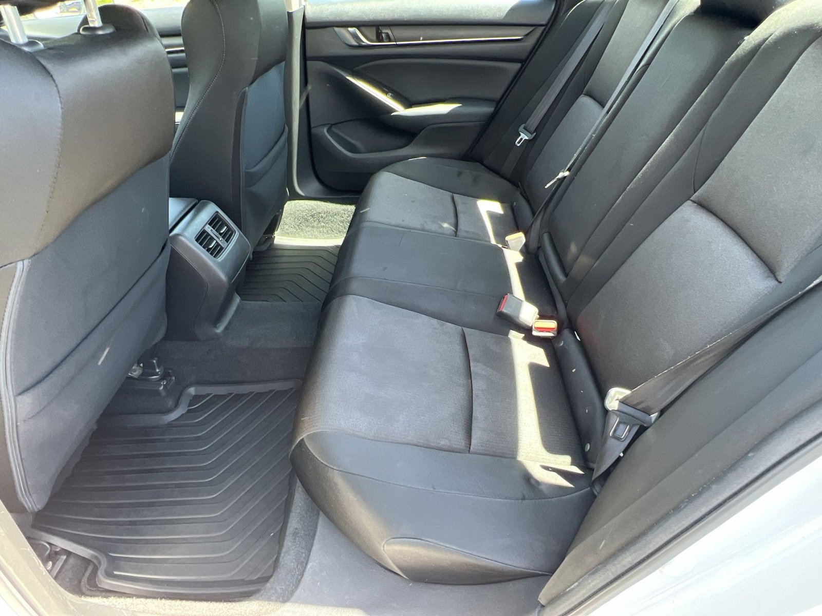Used 2020 Honda Accord EX image 26