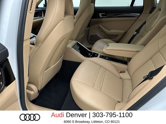 Used 2021 Porsche Panamera 4 image 23