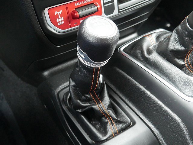 Used 2023 Jeep Gladiator Mojave image 44