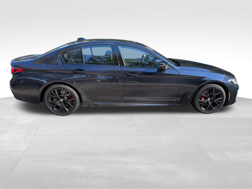 Used 2023 BMW 530i xDrive w/ M Sport Package image 9
