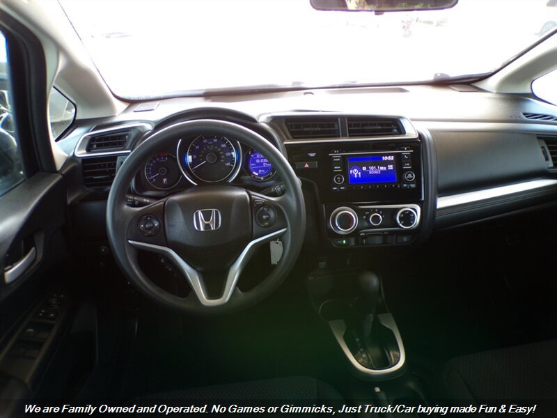 Used 2019 Honda Fit LX image 32