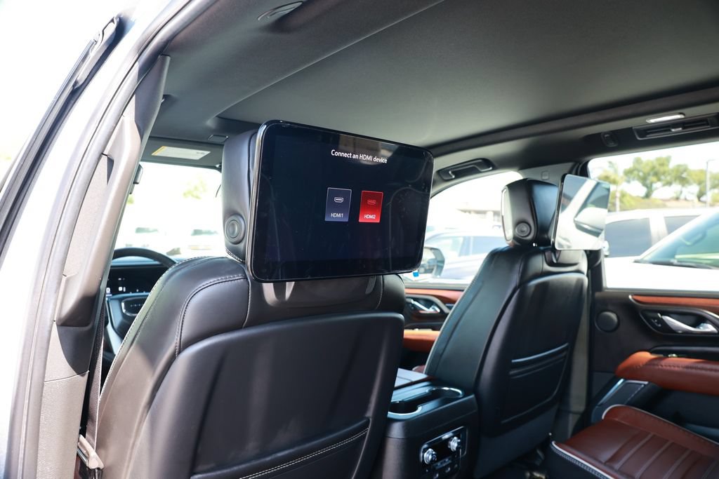 Used 2023 GMC Yukon Denali Ultimate AWD/4WD image 37