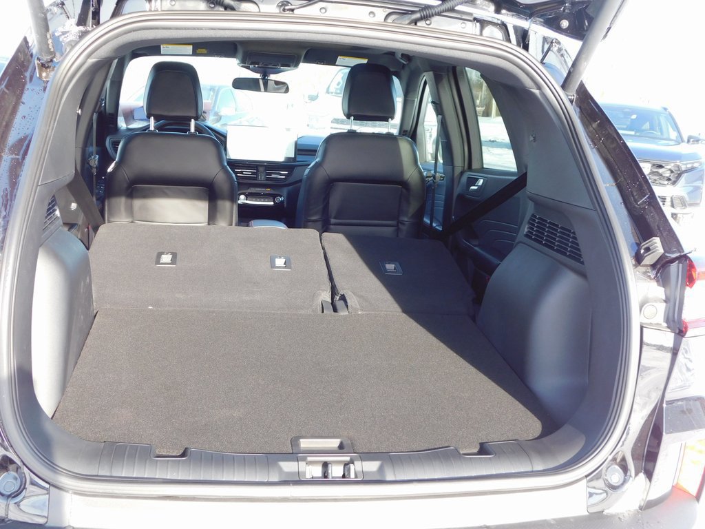 New 2026 Ford Escape ST-Line w/ Tech Pack #1 AWD/4WD image 25