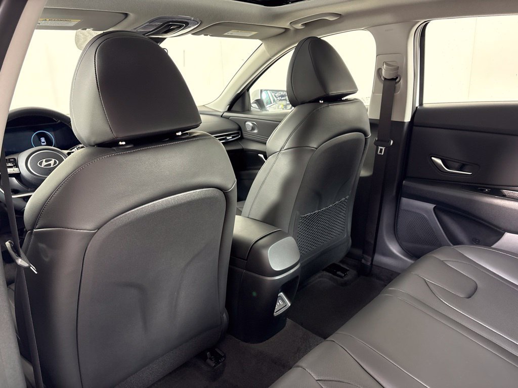 New 2026 Hyundai Elantra Limited FWD image 19