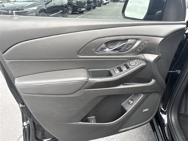 Used 2023 Chevrolet Traverse Premier w/ Redline Edition AWD/4WD image 23