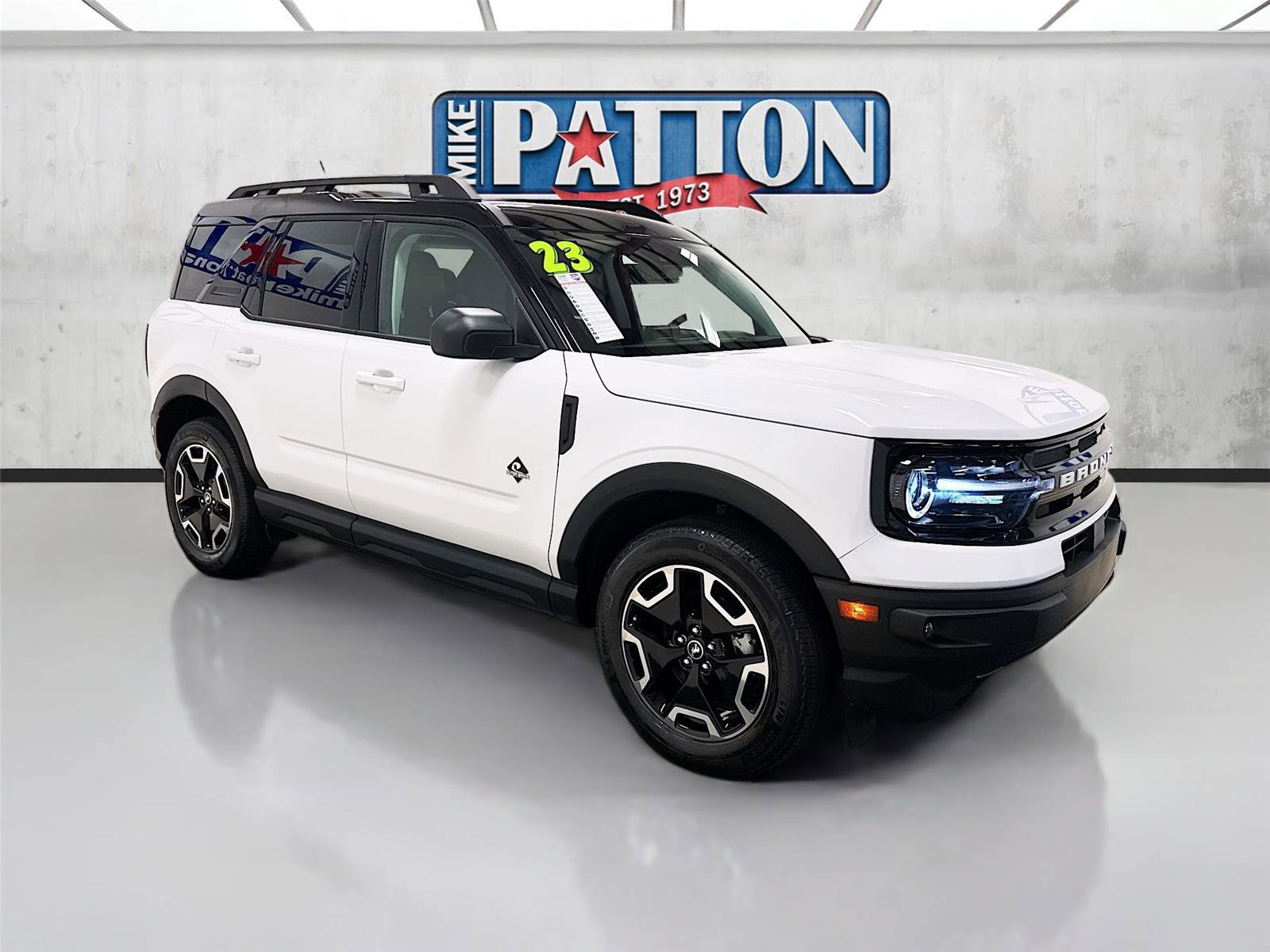 Used 2023 Ford Bronco Sport Outer Banks w/ Tech Package AWD/4WD image 1