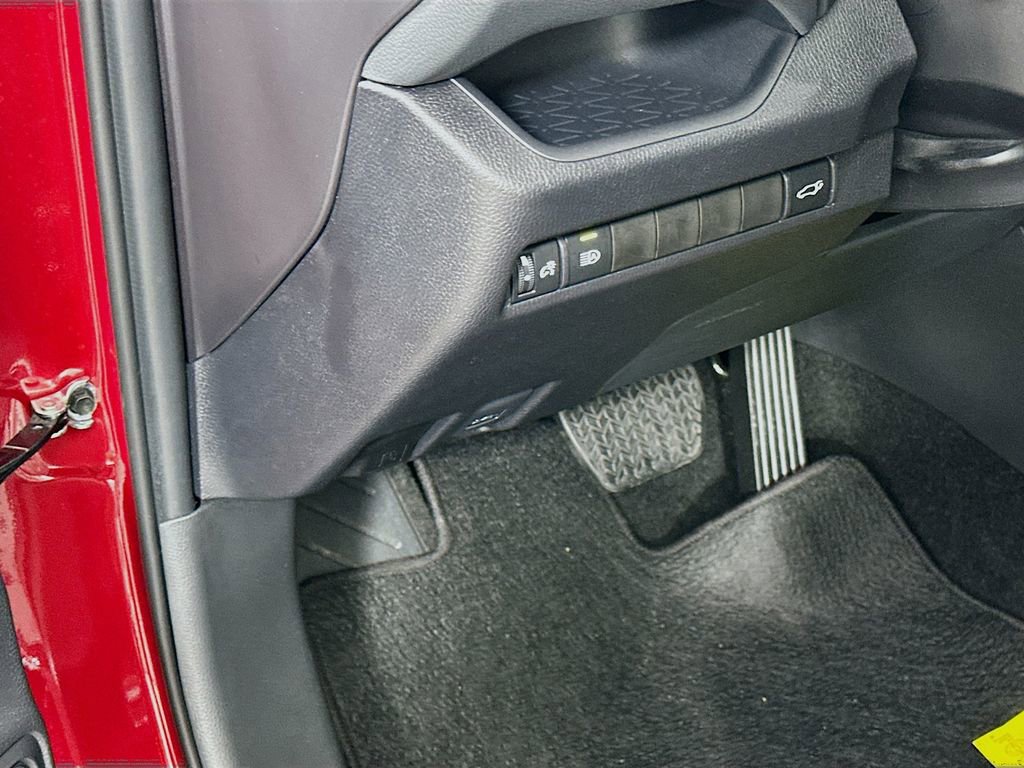 Certified 2025 Toyota RAV4 XLE w/ Convenience Package FWD image 10