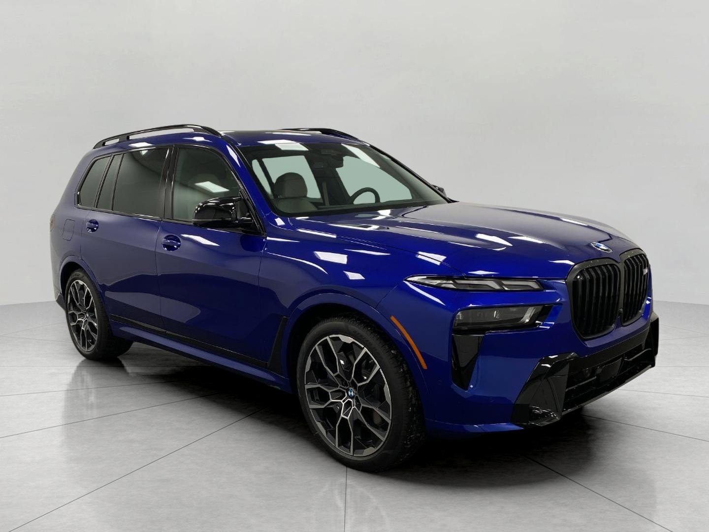 New 2026 BMW X7 M60i