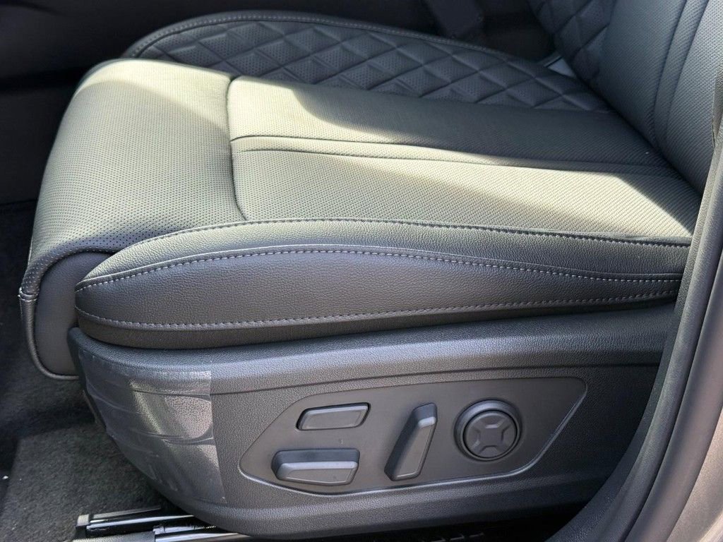 New 2026 Kia Sorento SX Prestige image 24